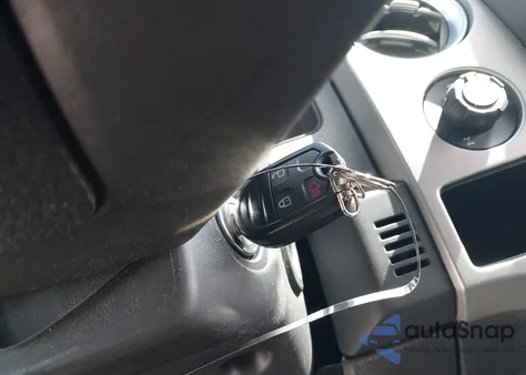 2013 Ford F-150 Xlt z USA, uszkodzony, nr VIN 1FTFW1CFXDFA65505